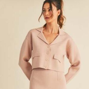 Mable Long sleeve sweater knit collared button down crop jacket, NWT size small